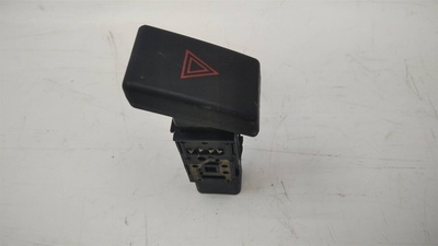 S3710400 Кнопка аварийной сигнализации lifan X60 2012-