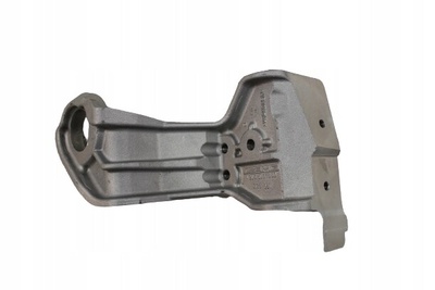 A2055051800 мерседес c класса w205 6.3 amg крепление радиатора
