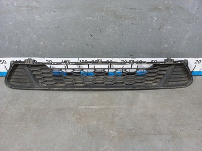 86560J7000 Решетка в бампер центральная Kia Ceed CD