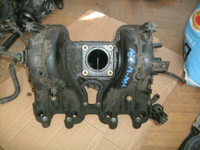Skoda октавия 1.6 8v aee коллектор впускной 032129711g