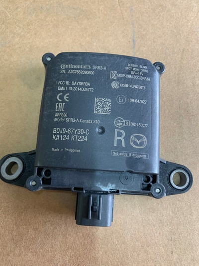 B0J967Y30B датчик мертвого поля rvm mazda 3 cx30 b0j9 - 67y30b