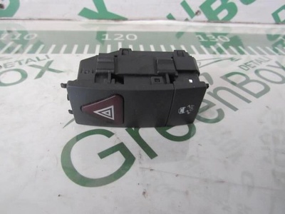 A2128207210 Кнопка аварийной сигнализации Mercedes E W212 2009