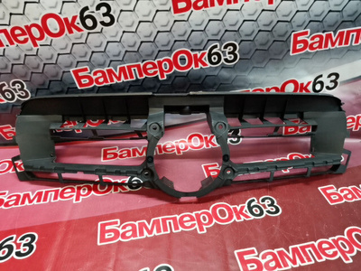 A1678855704 кронштейн решетки радиатора Mercedes-Benz GLS-Class X167 2019