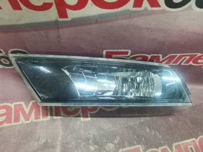 3V0941699 фара противотуманная Skoda Super B 3V5 2015