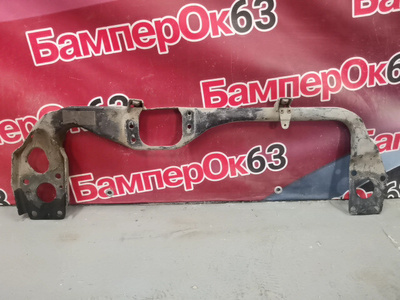 4Z7805851 кронштейн радиатора Audi A6 C5 1997