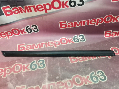 51337393417 уплотнитель BMW X3 G01