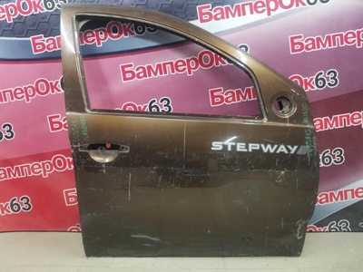 801006719R дверь Renault Sandero Stepway 5S 2012