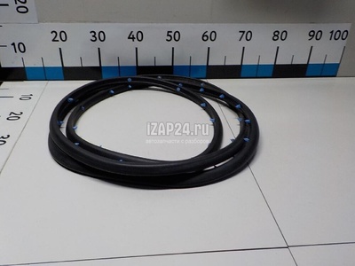 83140C5000 Уплотнитель двери Hyundai-Kia Sorento III Prime (2015 - 2020)