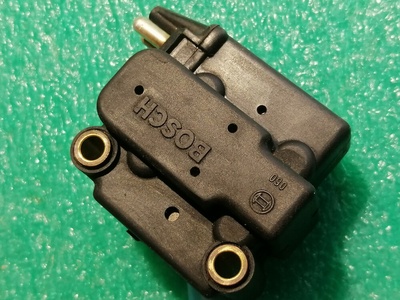 2437020007 bosch регулятор давления топлива
