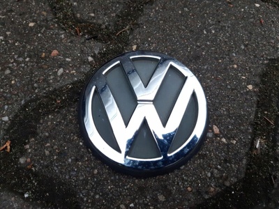 Volkswagen passat b5 значек эмблема логотип надпись 3b0853630