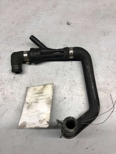 058133783G Патрубок впускного коллектора Audi A4 B5 (S4,RS4) 1997 , 058133753G, 027133784C