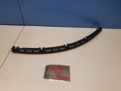 4F0833345C Кронштейн уплотнителя двери задней левой Audi A6 C6 2004-2011