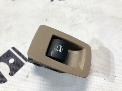 61316945876 Кнопка стеклоподъемника BMW X5 E70 LCI 2010