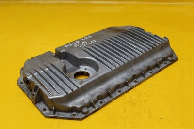 06E103604G чаша масляный audi a6 c6 3.2 b auk
