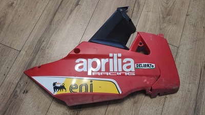 Eu обтекатель крышка правый aprilia rs4 4t 125 см