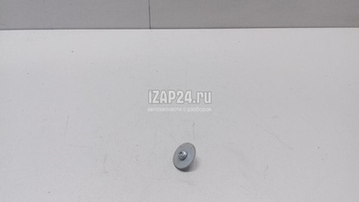 7L0837692 Винт VAG Touareg (2002 - 2010)
