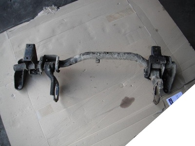 Mitsubishi pajero pinin 99 - 06 балка опора