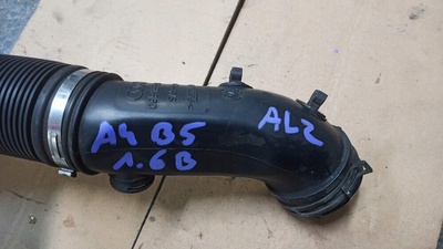 06B133354D трубки впуска воздушный audi a4 b5 рестайлинг 1.6b