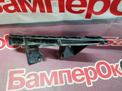 4L0807334A кронштейн бампера Audi Q7 4L 2006