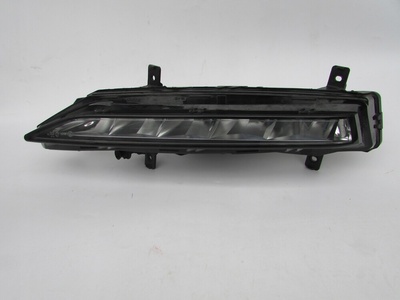 3V0941699B фара светодиодный drl skod superb iii рестайлинг