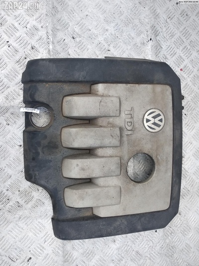 Накладка декоративная на двигатель Volkswagen Touran 2003
