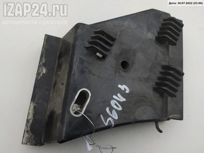 4D0807572 Кронштейн бампера заднего Audi A8 D2 (1994-2002) 1996