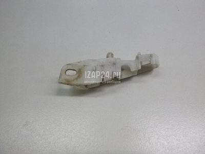 MR996570 Кронштейн переднего бампера правый Mitsubishi Grandis (NA#) (2004 - 2010)