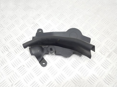 51767349601 Уплотнитель капота BMW 5 G30/G31 2020