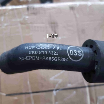8K0819332J Патрубок (трубопровод, шланг) Audi A4 2013