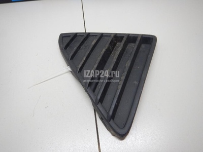1718736 Решетка в бампер правая Ford Focus III (2011 - 2019)