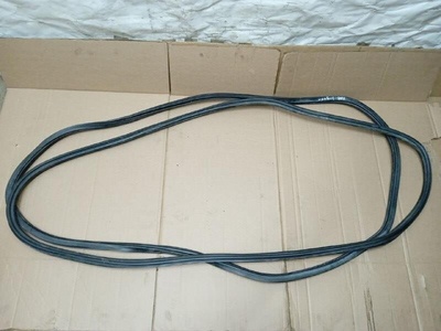 8R0833721D Уплотнитель Audi Q5 8R 2011