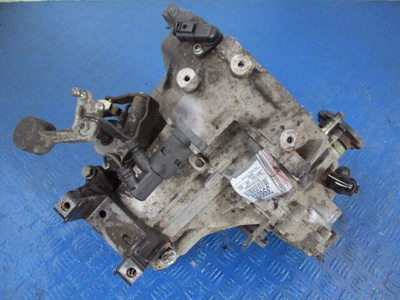 002301107T skoda fabia i 1.4 кпп nfk