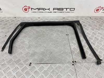 13391188 уплотнительная резинка стекла Opel Astra j p10 2009-2015 , <strong>-Б/У Детали сняты с АВТОМОБИЛЯ</strong>