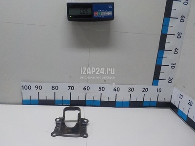 M113301040 Кронштейн заднего рычага Chery Boo (A3/M12) (2010 - 2015)
