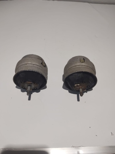 Оригинал подушка двигателя audi a4 asn 8e0199379d