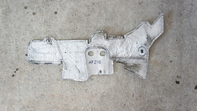 4B0804162F audi a6 c5 крышка термическая