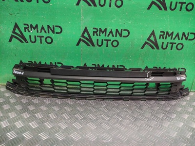 565853677E9B9 Решетка бампера Skoda Kodiaq 1 2016-нв , 565853677