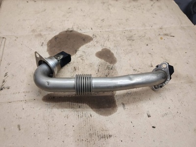A6541401400 патрубок (трубка) EGR Mercedes-Benz E-Класс 2017