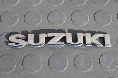 Значек надпись люка задняя suzuki vitara ii iii 15 - 19