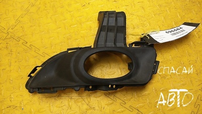 BN8V50C21 Решетка в бампер Mazda 3 (BK) 2002-2009