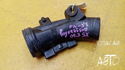 13717605585 Воздухозаборник BMW X5 E70 2007-2013