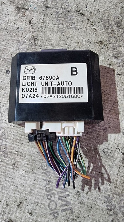 GR1B67890A Блок управления светом Mazda 3 I (BK) (2003–2006) 135 2005 GR1B-67-890A