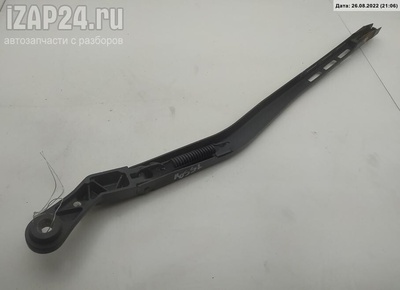8E1955408A Щеткодержатель (поводок стеклоочистителя) передний Прав. Audi A4 B6 (2001-2004) 2001