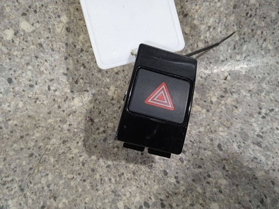 4G0941509 кнопка аварийной сигнализации полный привод. Audi A6 4G/C7 2013