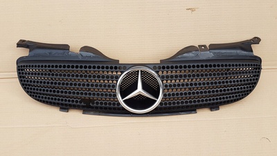 GRILLR170 решетка радиатора slk r170 97 - 04
