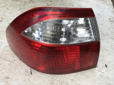 GG3E51160B Фонарь задний левый наружный Mazda 626 5 GF 1997-2002
