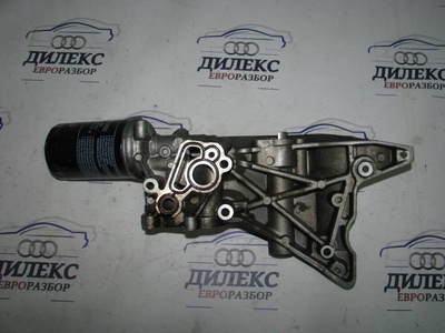 06J903143S кронштейн генератора VW Tiguan 2007-2011 2008