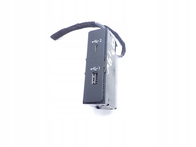 83A035736 audi q3 83a f3 2021 порт разъем usb