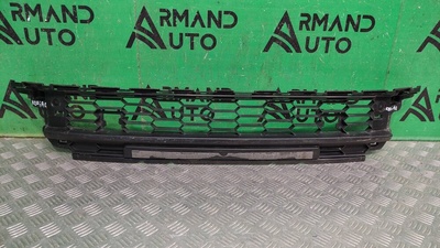 565853677E9B9 Решетка бампера Skoda Kodiaq 1 2016-нв , 565853677E