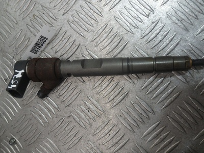 057130277M Форсунка топливная Audi A8 D3 (4E2) 2002 - 2005 2004 , 0445110158